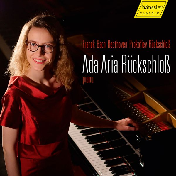 Ada Aria Rückschloss, Piano.